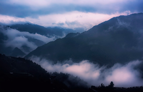 China Mountain Village, In the Mist