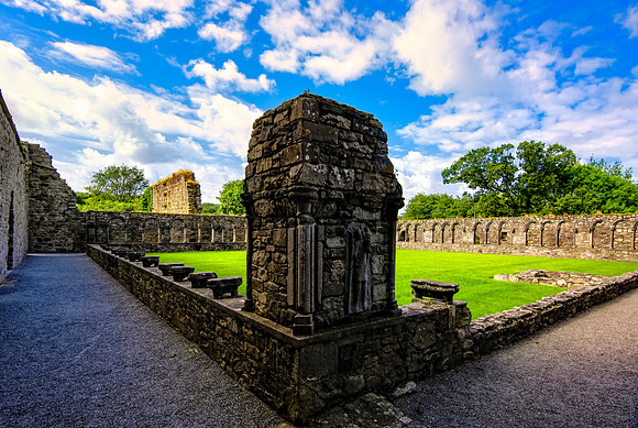 Abbey Courtyard Kilkeeny 26