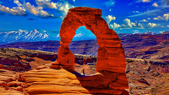 Delicate Arch With La Sal Mountains Utah 26