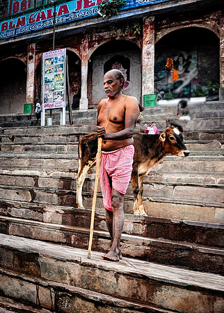 A Pilgrim Arrives At the Varanasi Ghats 26